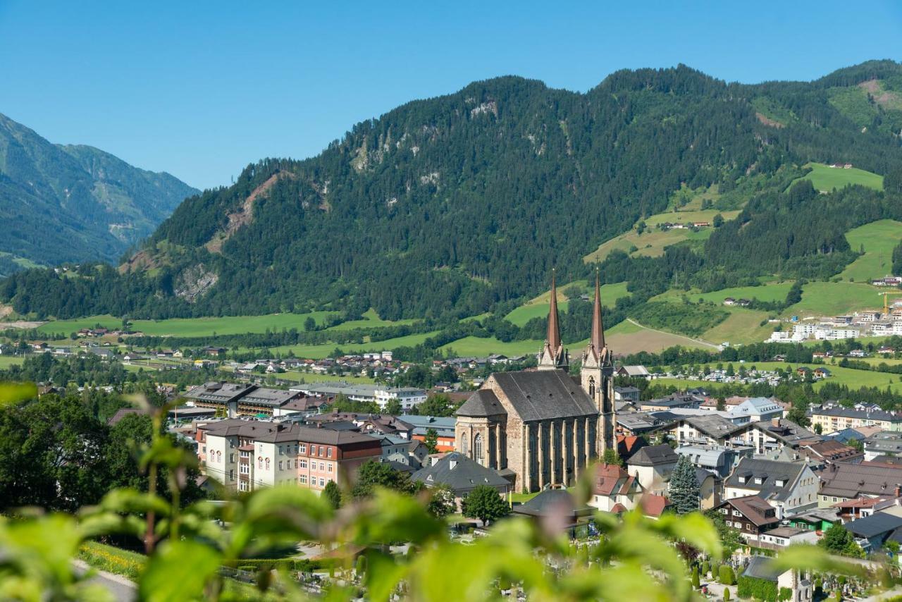 Hotel Hubertus Sankt Johann im Pongau Exterior photo